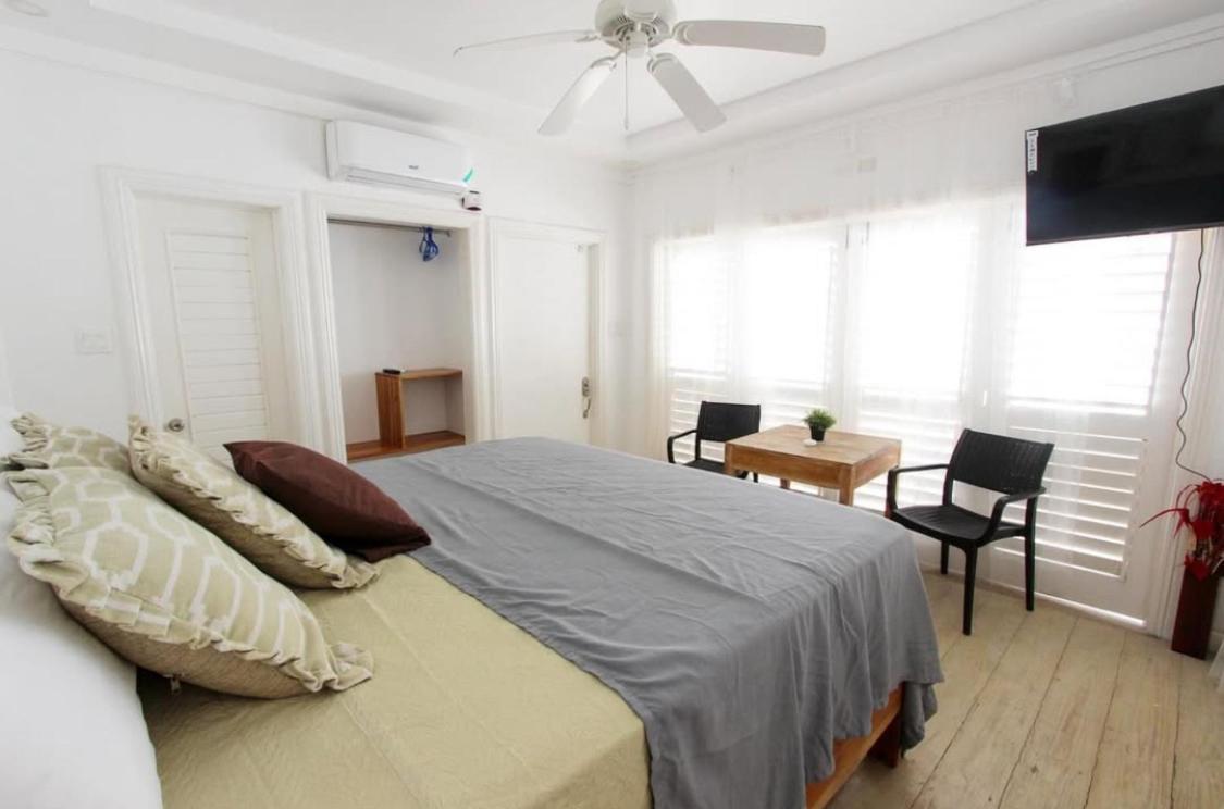 Begona Cliff Hotel Negril Buitenkant foto